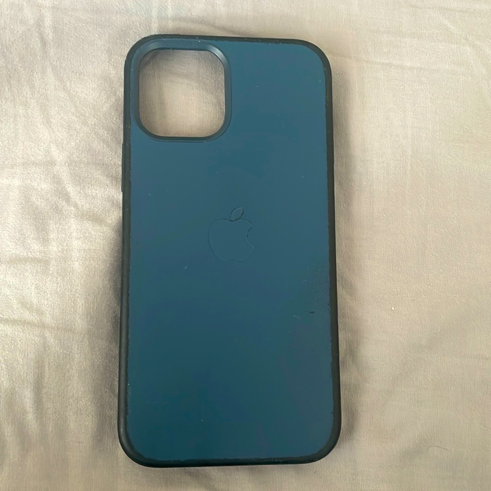 iPhone 12 apple case